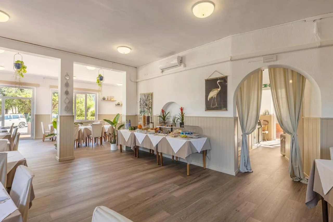 Aparthotel Hotel Quisisana Vada