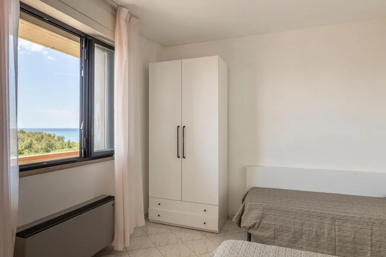 Hotel Quisisana Vada 2*,